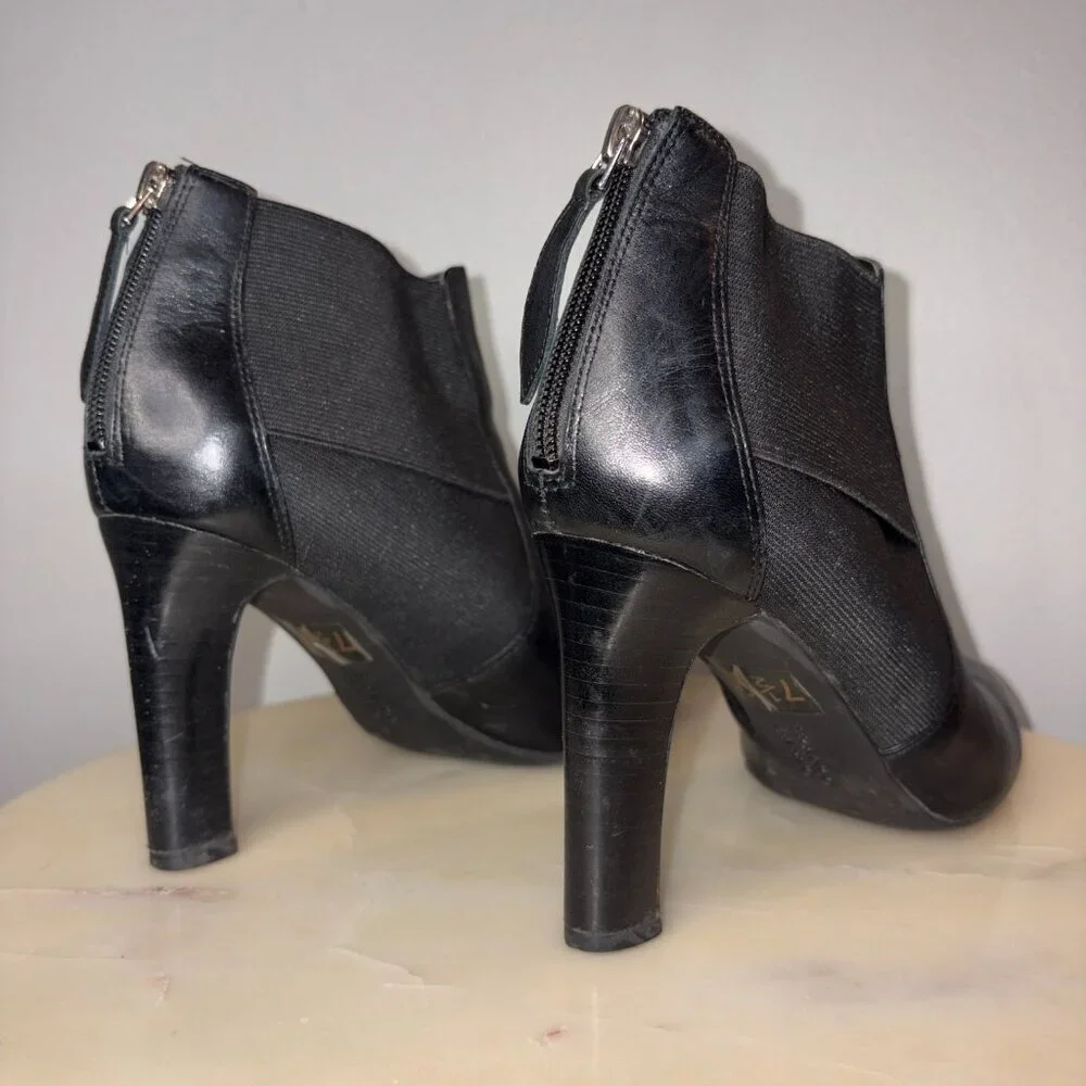 Franco Sarto Viceroy Sz 7.5 Leather Heeled Ankle Bootie - Zip Heel
